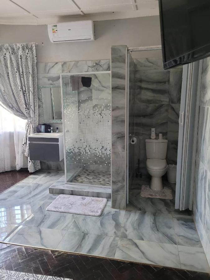 Palm Guesthouse Zeerust Luaran gambar